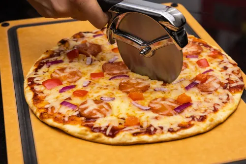 Нож для пиццы Broil King Deluxe