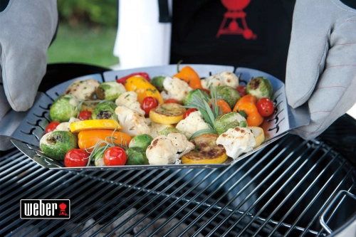 Овальный перфорированный противень для жарки Weber Premium 37 x 26 см