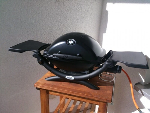 Газовый гриль Weber Q-1200 Black Line