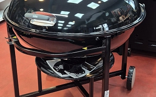 Угольный гриль Weber Ranch Kettle 94 см. Московская область, 2026 год