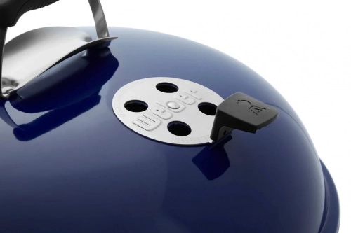 Угольный гриль Weber Master-Touch GBS С-5750, 57 см, синий океан