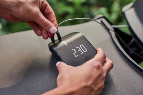 Цифровой помощник Weber Connect Smart Grilling Hub