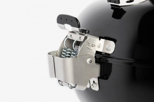 Угольный гриль Weber Master-Touch Premium E-5770 57 см