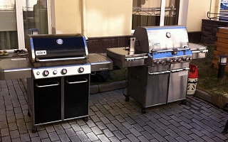 Газовые грили Weber Genesis E-330 и Weber Summit E-470, Москва, 2014