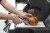 С легкостью разрезают мясо и кости