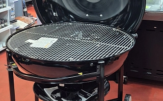 Угольный гриль Weber Ranch Kettle 94 см. Московская область, 2026 год