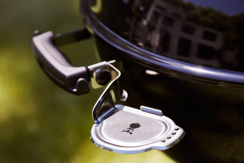 Угольный гриль Weber Master-Touch GBS С-5750, 57 см дымчатый