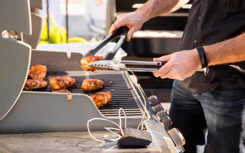 Цифровой помощник Weber Connect Smart Grilling Hub