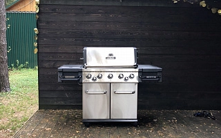 Газовый гриль Broil King Regal S590 IR. Московская область, 2021. Владелец - ресторатор Тахир Холикбердиев