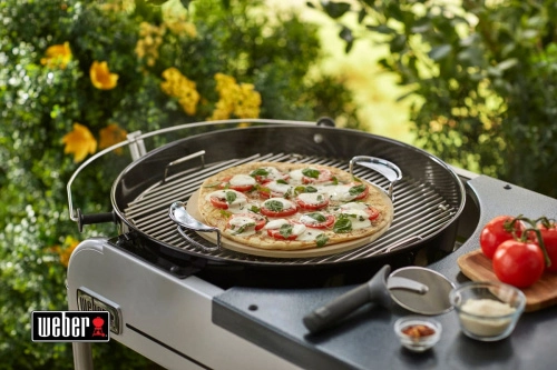 Камень для приготовления пиццы Weber Gourmet BBQ System
