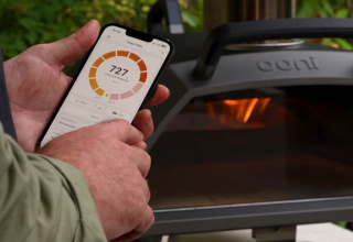 Удаленный контроль с Ooni Connect Помимо цифрового дисплея для контроля температуры, Karu 2 Pro позволяет контролировать температуру или другие параметры приготовления удаленно, на смартфоне, с приложением Ooni.  