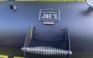 Угольная коптильня Oklahoma Joe's Highland Reverse Flow, Московская область, район Коммунарка, 2023 год