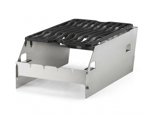 С помощью вставки решетку можно располагать на разных уровнях