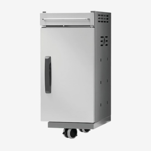 Большая пластиковая ручка на дверце