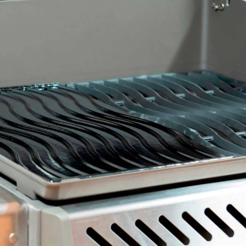 Рифленая поверхность для равномерной прожарки и красивого рисунка