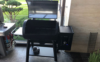 Пеллетный гриль-коптильня Broil King Regal Pellet 500. Московская область, 2025 год