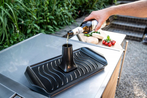 Полый держатель для добавления пива и маринадов