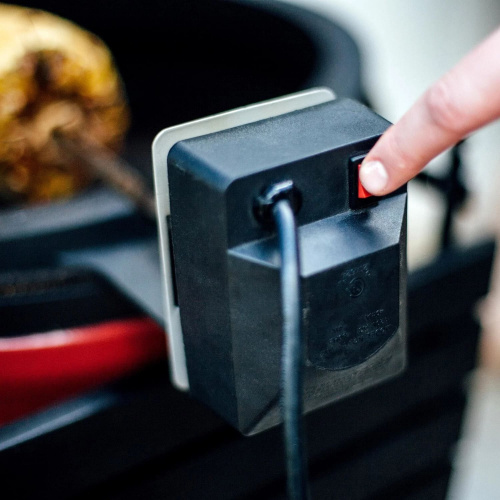 Электрический мотор с удобной кнопкой включения