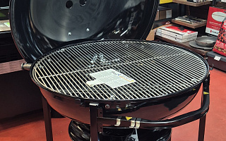 Угольный гриль Weber Ranch Kettle 94 см. Московская область, 2026 год