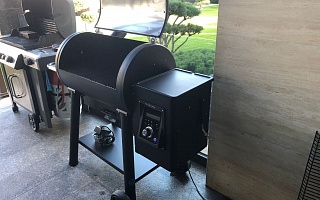 Пеллетный гриль-коптильня Broil King Regal Pellet 500. Московская область, 2025 год