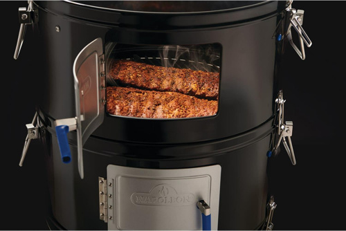 Прорезиненные ручки на дверцах